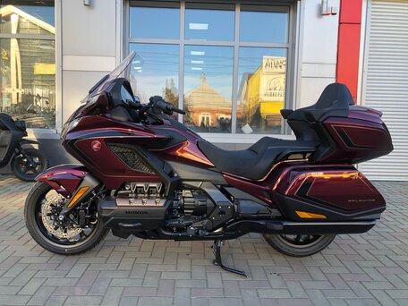 2025 Honda GL 1800 Gold Wing, пурпурный, 4500000 рублей, вид 2