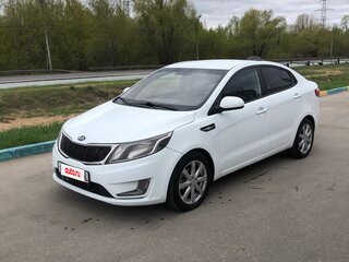 2014 Kia Rio III, белый, 475000 рублей, вид 1