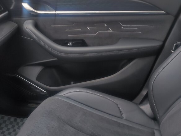 2024 Geely Monjaro I, чёрный, 3700000 рублей - вид 22
