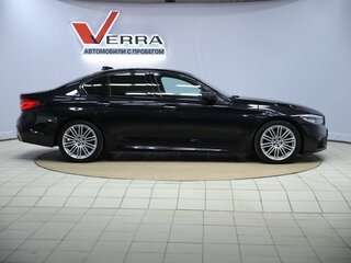 2018 BMW 5 серии 530i xDrive VII (G30/G31/G38), чёрный, 2790000 рублей, вид 4