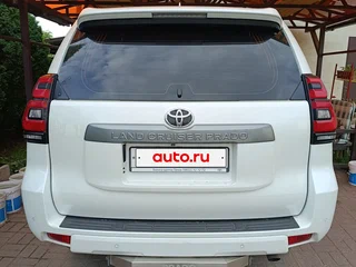 2018 Toyota Land Cruiser Prado 150 Series Рестайлинг 2, белый, 4100000 рублей, вид 3