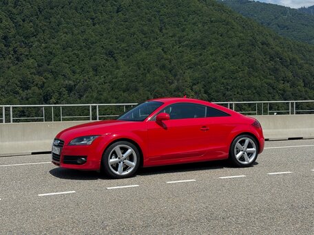 2007 Audi TT II (8J), красный, 1500000 рублей, вид 2