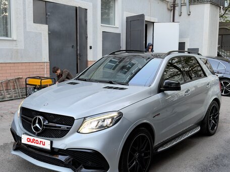 2016 Mercedes-Benz GLE AMG 63 AMG I (W166), серебристый, 3750000 рублей, вид 2