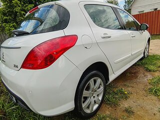 2011 Peugeot 308 I Рестайлинг, белый, 570000 рублей, вид 4
