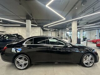 2020 Mercedes-Benz E-Класс 200 V (W213, S213, C238), чёрный, 4570000 рублей, вид 5