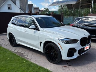 2023 BMW X5 40i IV (G05/G18), белый, 6150000 рублей, вид 1