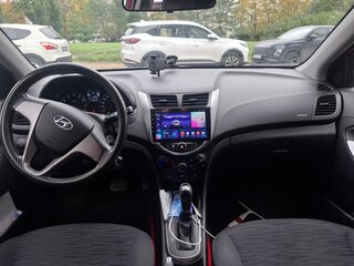 2014 Hyundai Solaris I Рестайлинг, красный, 950000 рублей, вид 5