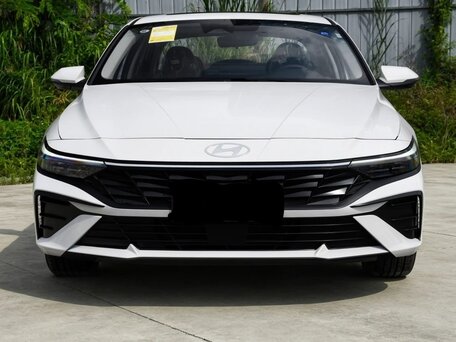 2026 Hyundai Elantra VII (CN7) Рестайлинг, белый, 2020000 рублей, вид 4