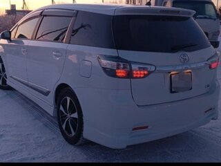 2016 Toyota Wish II Рестайлинг, белый, 1950000 рублей, вид 5