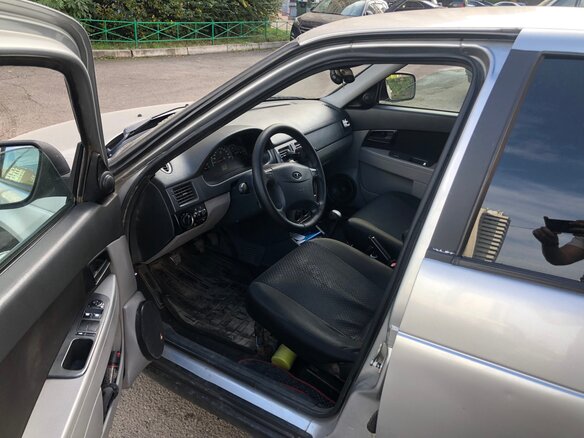 2011 Lada (ВАЗ) Priora I, серебристый, 310000 рублей - вид 8