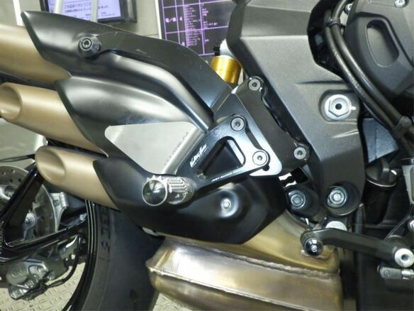 2020 MV Agusta Brutale 800, серый, 790000 рублей - вид 11