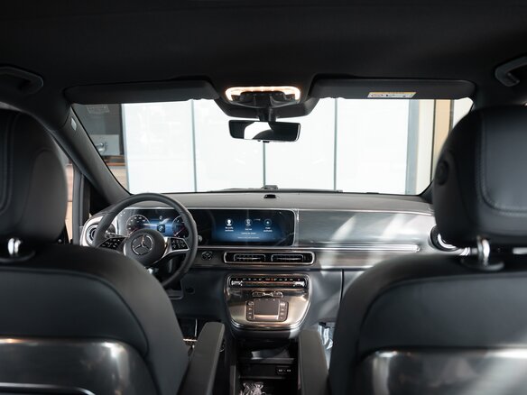 2026 Mercedes-Benz V-Класс Extra Long 300 d экстра длинный III (W447) Рестайлинг 2, чёрный, 14500000 рублей - вид 32