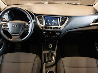 2019 Hyundai Solaris II, чёрный, 1099000 рублей, вид 5