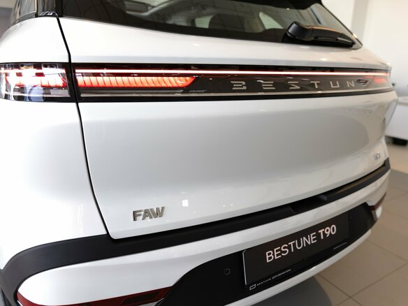 2025 Bestune T90 I, белый - вид 9