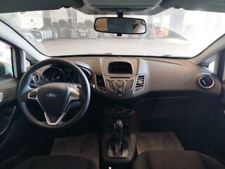 2016 Ford Fiesta Mk6 Рестайлинг, белый, 574750 рублей, вид 5