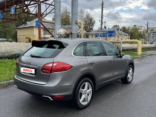 2010 Porsche Cayenne II (958), серый, 1850000 рублей, вид 4