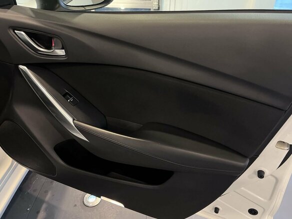 2016 Mazda 6 III (GJ) Рестайлинг, белый - вид 27