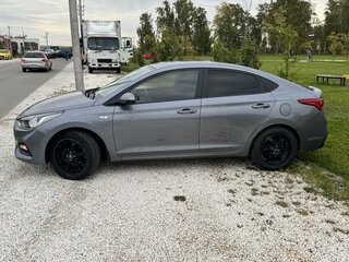 2018 Hyundai Solaris II, серый, 1195000 рублей, вид 3