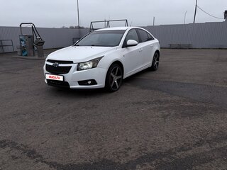 2010 Chevrolet Cruze I, белый, 850000 рублей, вид 1