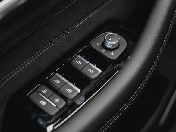 2026 Geely Monjaro I Рестайлинг, серебристый, 4553999 рублей - вид 12