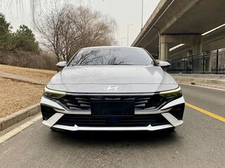 2022 Hyundai Elantra VII (CN7), белый, 1400000 рублей, вид 3