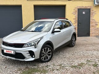 2022 Kia Rio X IV Рестайлинг, серебристый, 1989000 рублей, вид 2