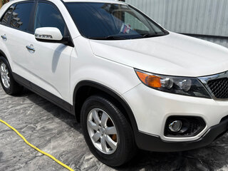 2011 Kia Sorento II, белый, 1380000 рублей, вид 2