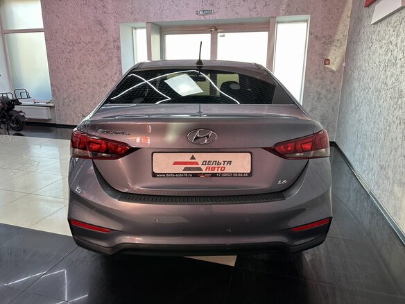 2018 Hyundai Solaris II, серый, 1265000 рублей - вид 3