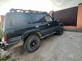 1995 Toyota Land Cruiser 80 Series Рестайлинг, зелёный, 2000000 рублей, вид 3