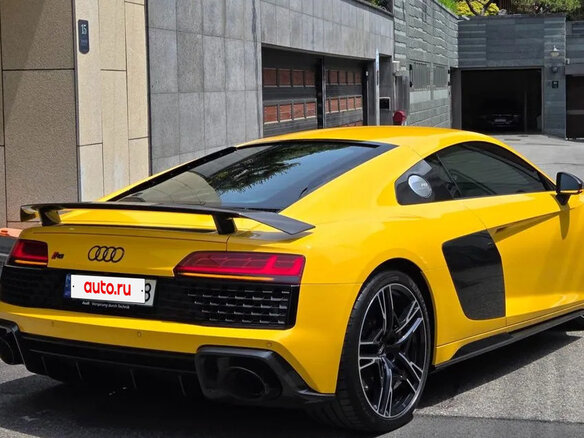 2023 Audi R8 V10 performance II (4S) Рестайлинг, жёлтый, 19341776 рублей - вид 6