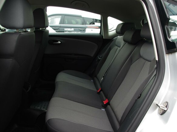 2011 SEAT Leon II Рестайлинг, серебристый - вид 7