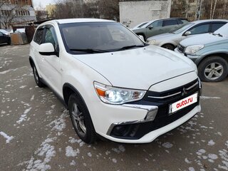 2017 Mitsubishi ASX I Рестайлинг 2, белый, 1450000 рублей, вид 5