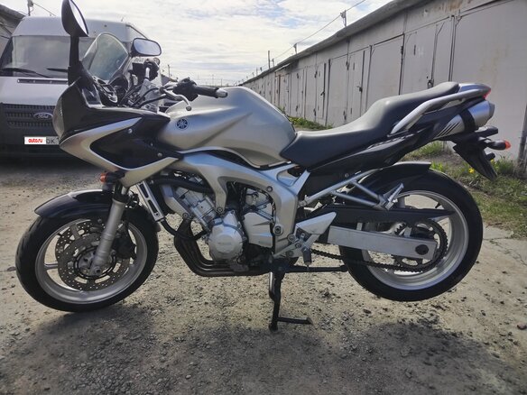 2003 Yamaha FZ6, серебристый, 385000 рублей - вид 1