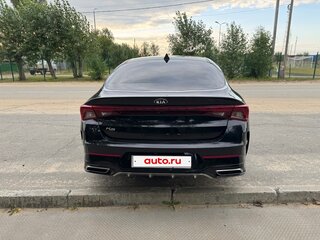 2021 Kia K5 III, чёрный, 2350000 рублей, вид 4