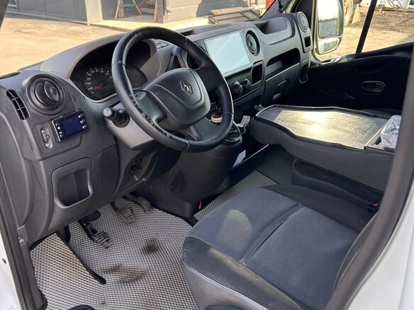 2014 Renault Master, белый, 1600000 рублей - вид 6