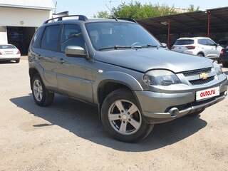 2017 Chevrolet Niva I Рестайлинг, серый, 800000 рублей, вид 1