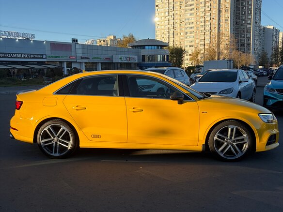 2016 Audi A3 III (8V) Рестайлинг, жёлтый - вид 4