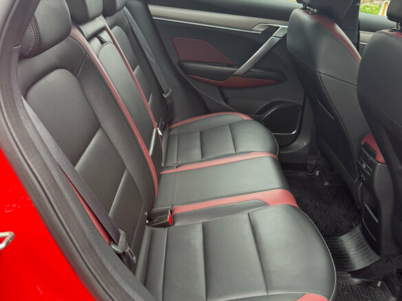 2023 Geely Coolray I, красный, 1935000 рублей - вид 24