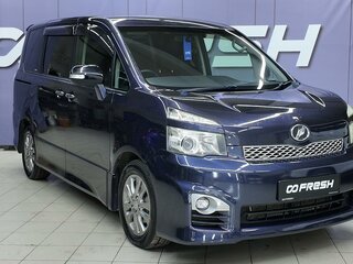 Toyota Voxy II (R70) Рестайлинг