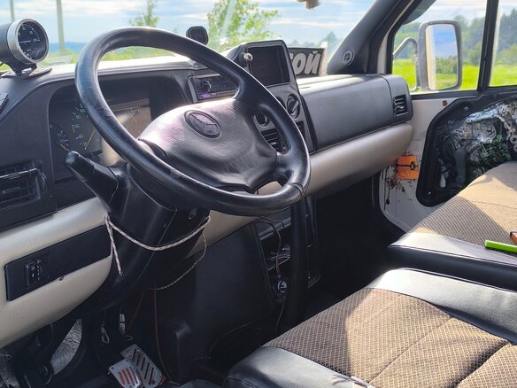 1999 Mercedes-Benz Sprinter, белый, 1000000 рублей - вид 16