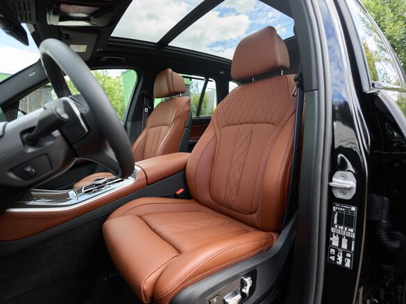 2025 BMW X5 40i IV (G05/G18) Рестайлинг, чёрный, 13490000 рублей - вид 12