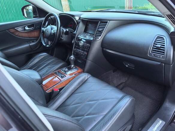 2010 Infiniti FX37 II (S51), коричневый, 1990000 рублей - вид 29