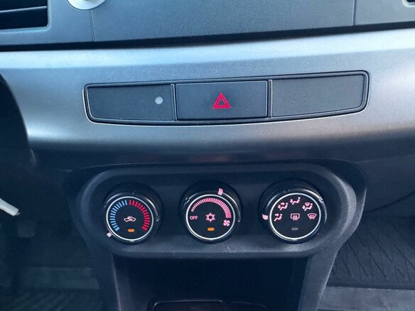2011 Mitsubishi Lancer X Рестайлинг, серый - вид 16