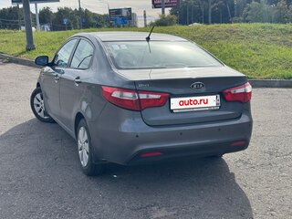 2011 Kia Rio 4-speed III, серый, 800000 рублей, вид 4