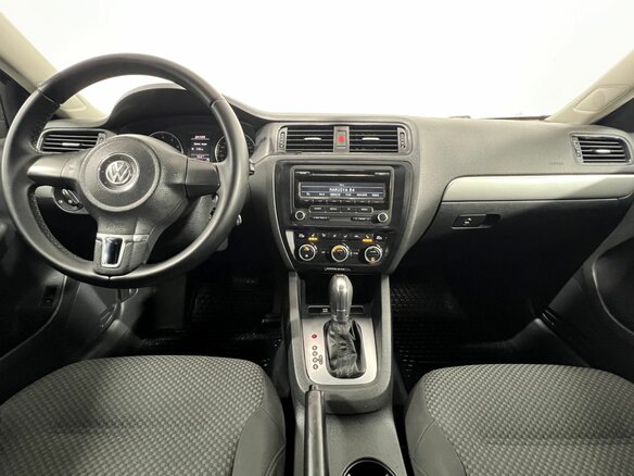 2012 Volkswagen Jetta VI, красный, 1000000 рублей - вид 12