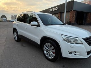 2011 Volkswagen Tiguan I, белый, 1375000 рублей, вид 4
