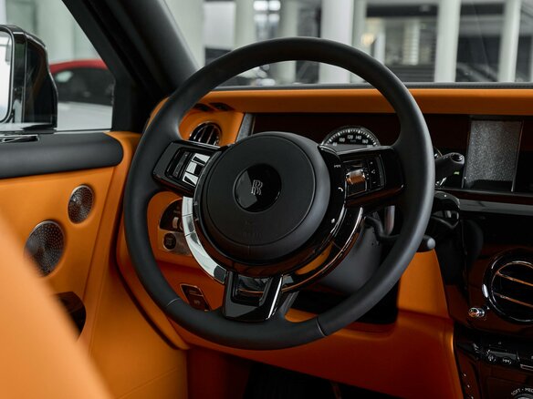 2024 Rolls-Royce Phantom VIII Рестайлинг (Series II), чёрный, 57000000 рублей - вид 14