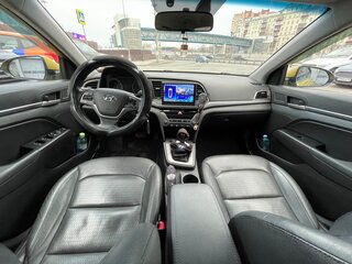 2016 Hyundai Elantra VI (AD), золотистый, 1300000 рублей, вид 5