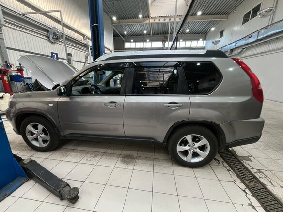 2008 Nissan X-Trail II, серый, 999000 рублей - вид 4