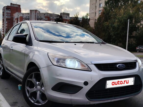 2011 Ford Focus II Рестайлинг, серый, 475000 рублей - вид 5